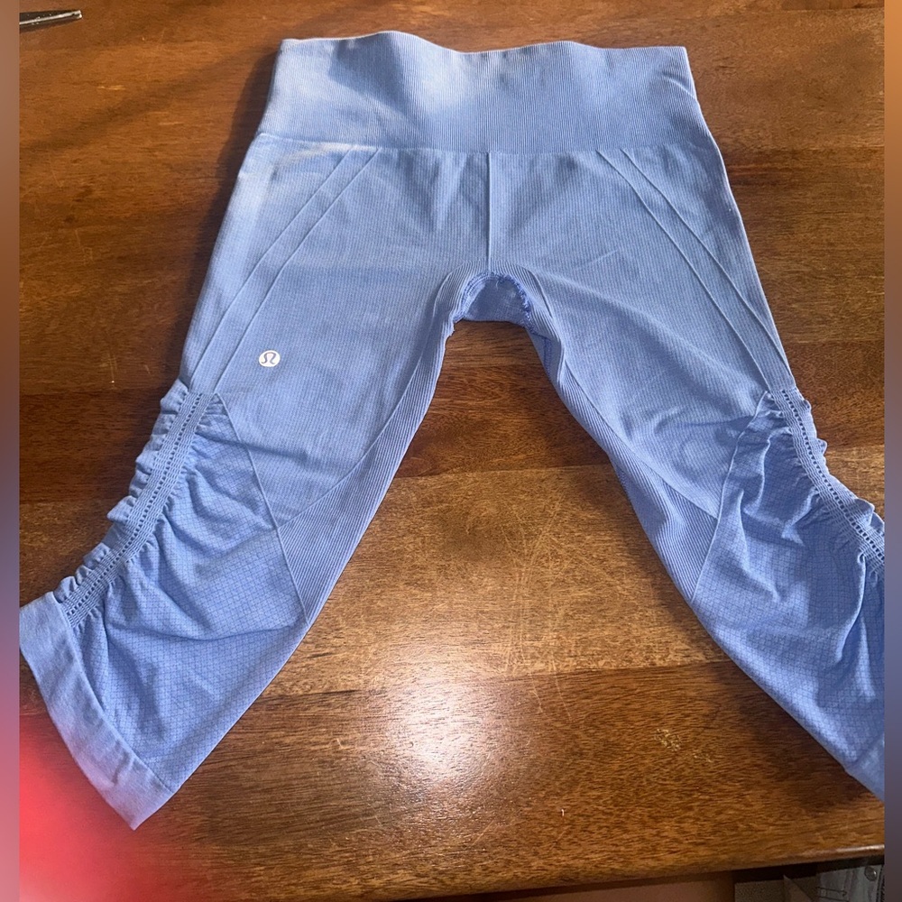 Lululemon capris Blue Leggings - Picture 2 of 5